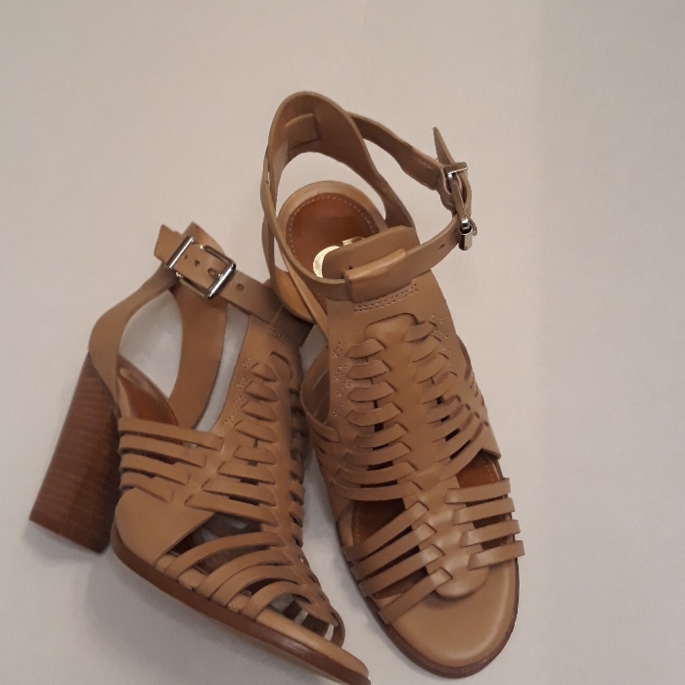 Gianni Bini/ Tan/Woven Leather/Chunky Heel/Sandals - Picture 4 of 12
